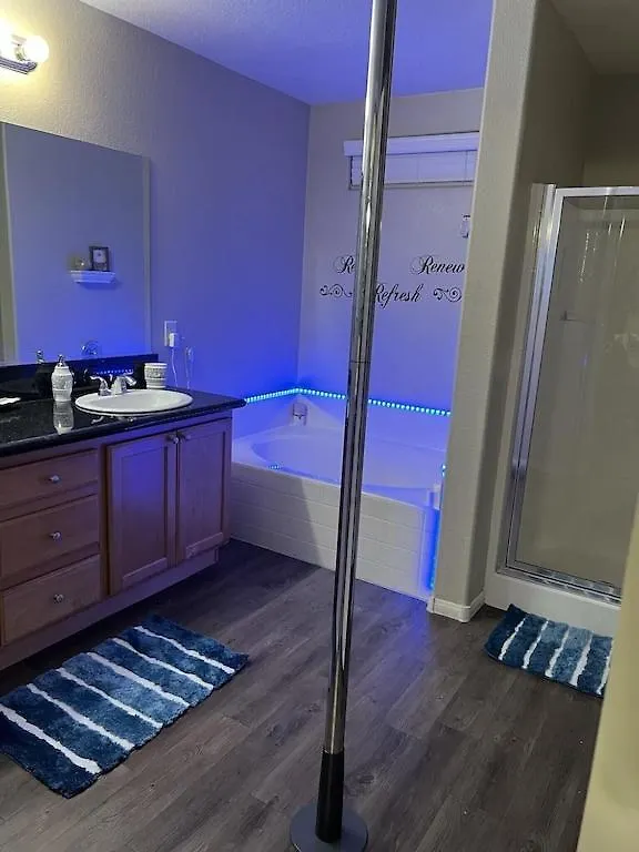 Spacious, Chic 3Bd, Sleeps 8 Convenient To Everything Las Vegas 0*,