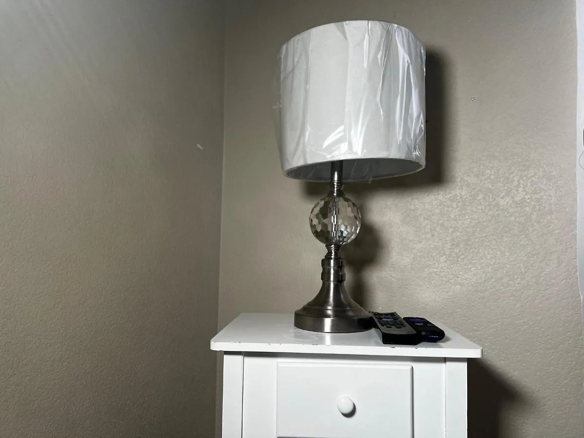 Spacious, Chic 3Bd, Sleeps 8 Convenient To Everything Las Vegas 0*,