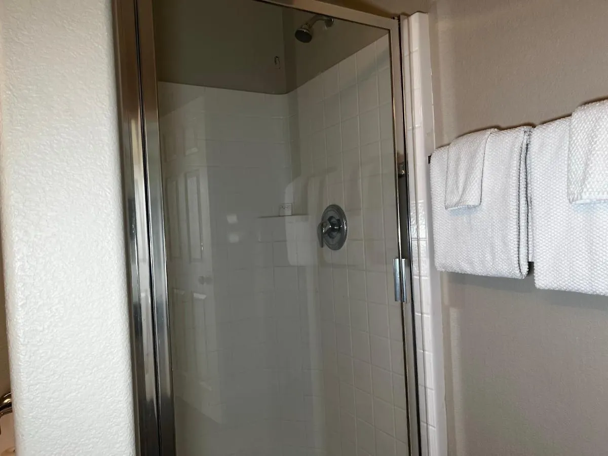 Spacious, Chic 3Bd, Sleeps 8 Convenient To Everything Las Vegas 0*,