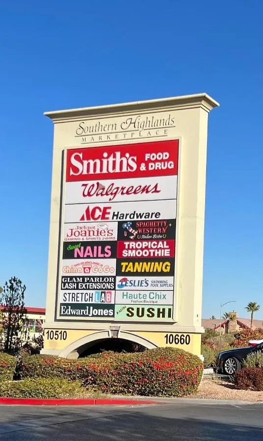 Spacious, Chic 3Bd, Sleeps 8 Convenient To Everything Las Vegas